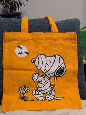 Halloween Tote Bag with Snoopy Mummy Design